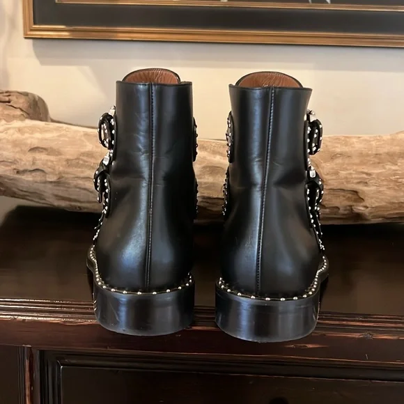 Givenchy Prue Black Leather Buckle Boot - Picture 7 of 14